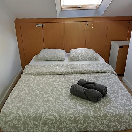 Bica Mini Hostel Лиссабон Экстерьер фото