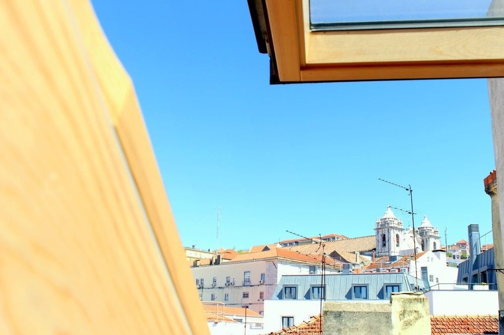 Bica Mini Hostel Лиссабон Экстерьер фото
